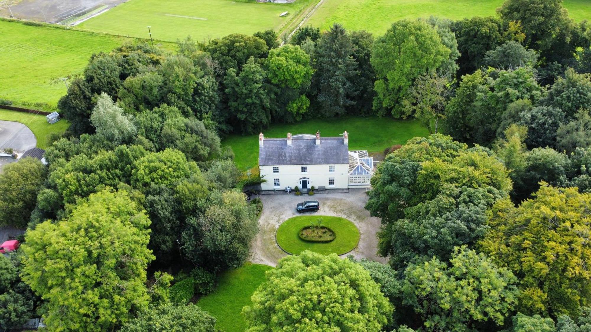 Larchmount House B&B Londonderry Exterior photo