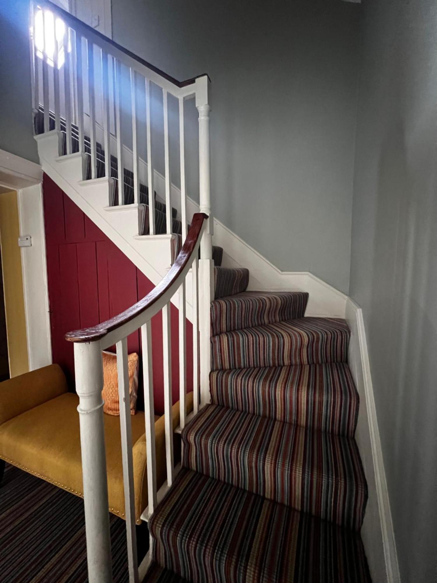 Larchmount House B&B Londonderry Exterior photo
